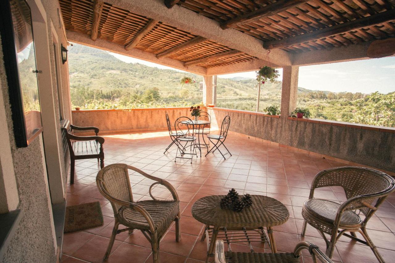 I Cedri Agriturismo Biologico Orsomarso Exteriör bild
